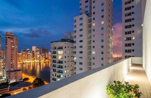 Castillogrande Apartment | Travelers Orange Cartagena