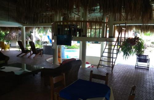 Santa Fe de Antioquia Hotel | FINCA HOTEL LA PLAYITA