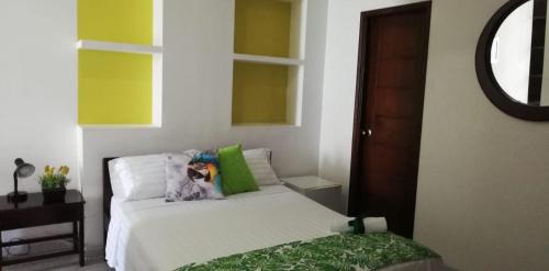 Corozal Hotel | Hotel Tropical