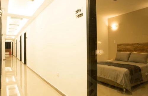 La Estrella Hotel | 212 Hotel