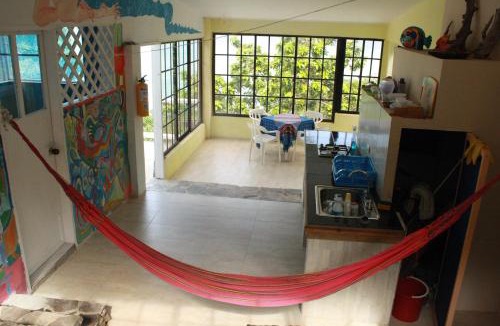 Providencia House | Posada Rock-stone