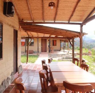 Raquira Hostel | Posada El Artesano De Raquira