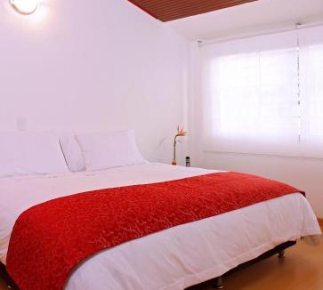 Quinta Paredes Hotel | Hotel TuKasa Inn