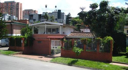 Patio Bonito Hostel | Black Sheep Medellin