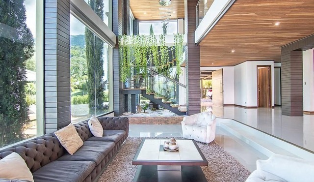 Luxury Large pool villa on Envigado in Envigado
