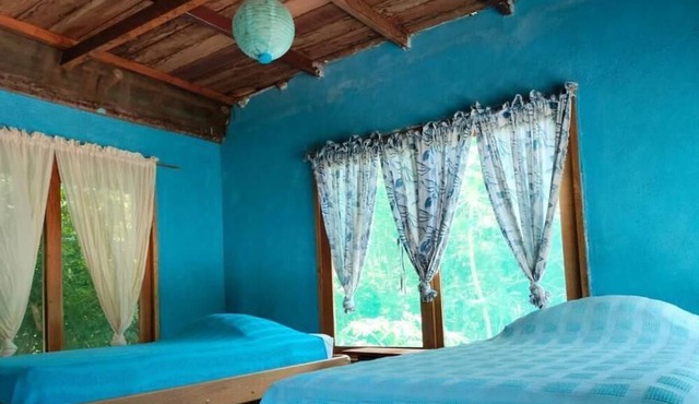 Tambo Marina Ecohostal - Hostel in Santa Catalina