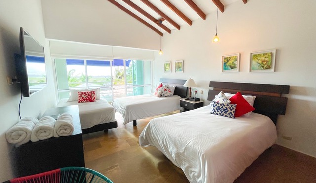 CASA DEL MAR