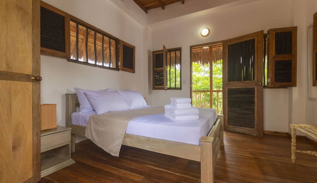 Samadhi Ecohotel by Rotamundos in Puerto Escondido
