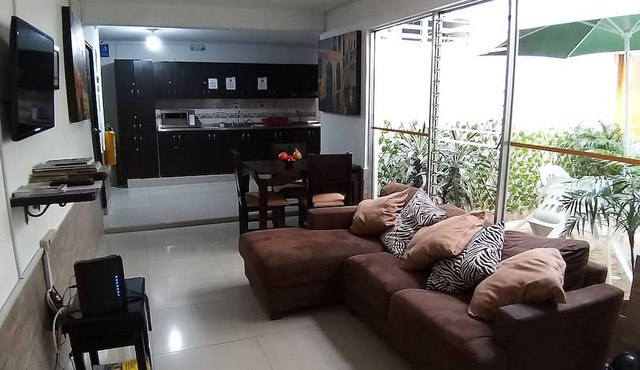 Aparta Hotel Calasanz Home