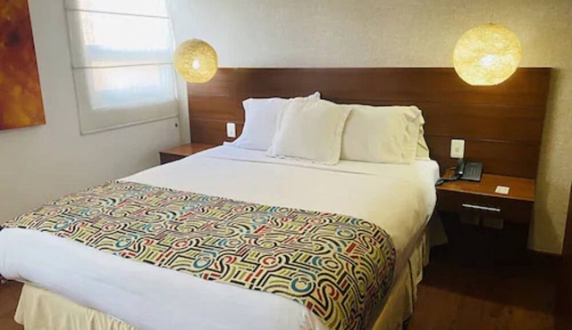 Hotel Retiro 84