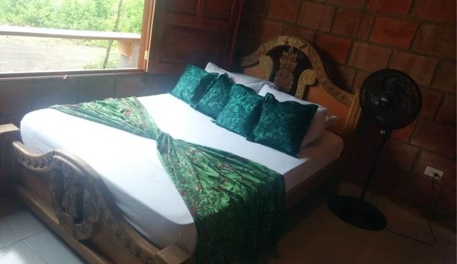 Hotel Destinos del Pacifico - Hostel in Bahia Solano