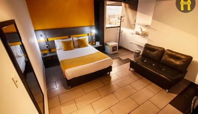 hotel la porra