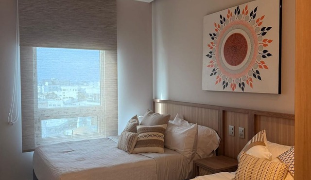 Apartamento Adalmar 804 con vista al mar