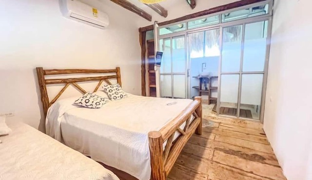 noa beach house