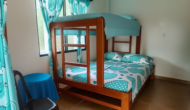 Hostal Rojoyale