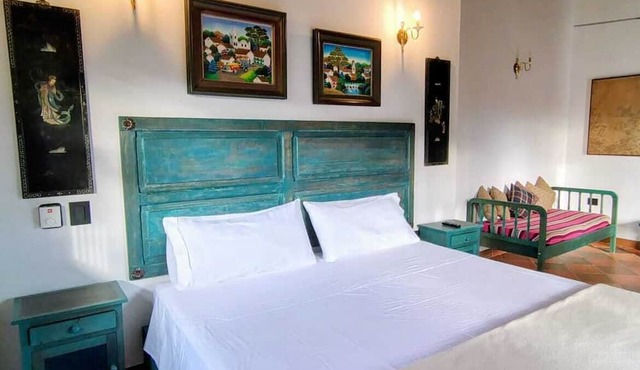 CASA SILVA HOTEL-CAFE