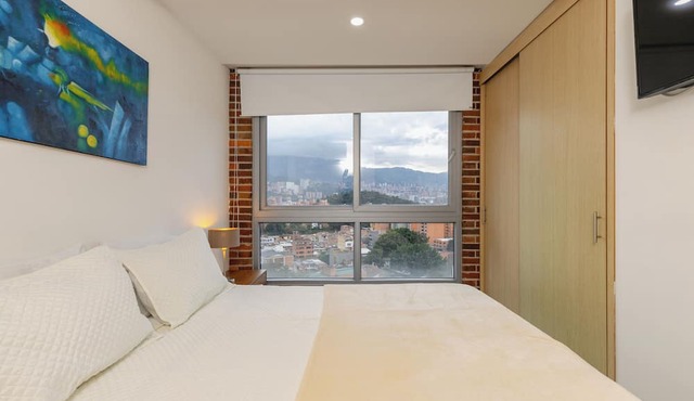 Laureles Cozy Diamond in the Sky