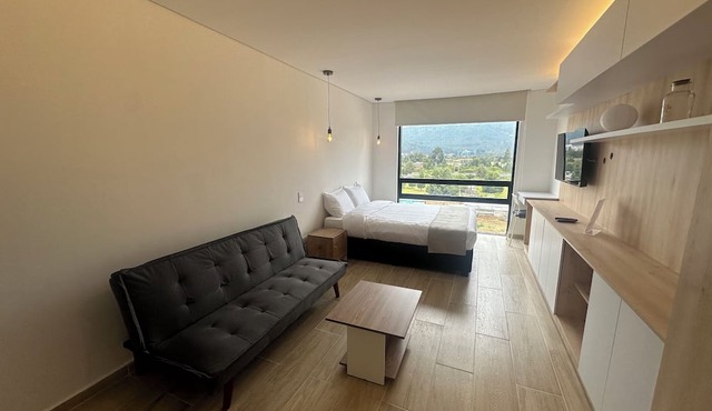 Apto con Jacuzzi Privado y vista verde in Chia