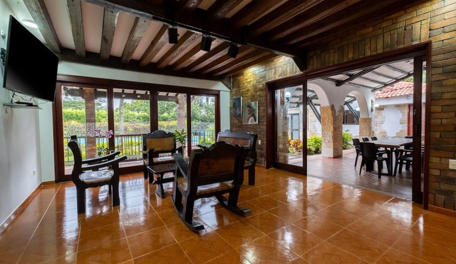 Hotel Chalet El Castillo by Majuva