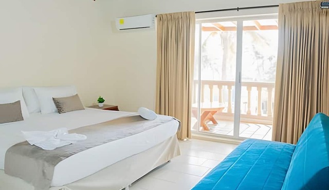 Hotel Playa Palmeras Cartagena in Cartagena