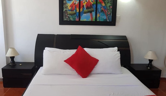 Hotel Media Luna santa marta