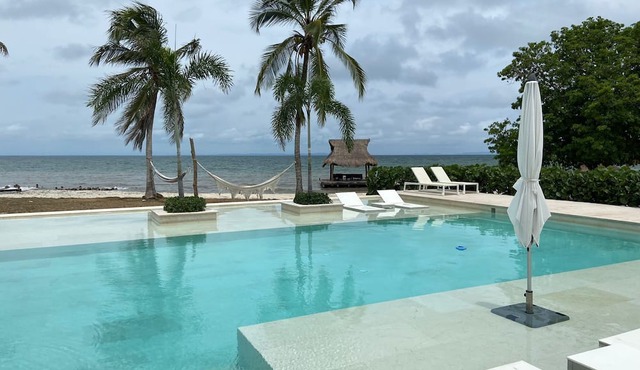 Villa en Barú con playa privada 6BR in Cartagena