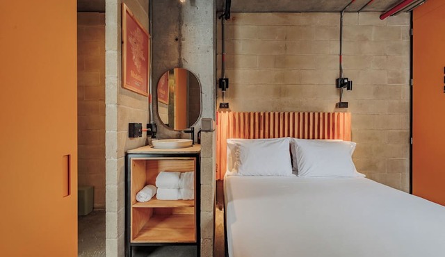 The Somos S Hotel