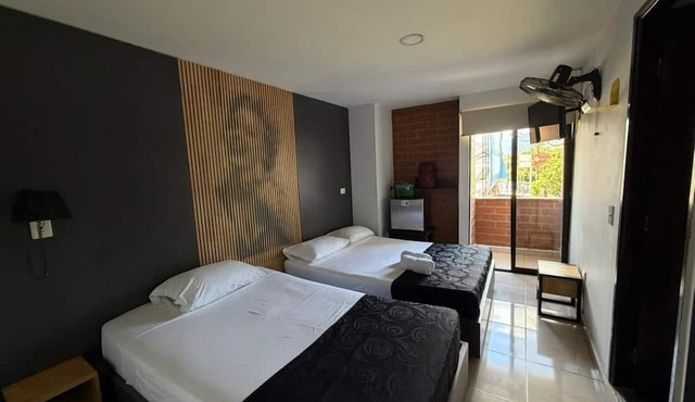 Hotel Kalifornia