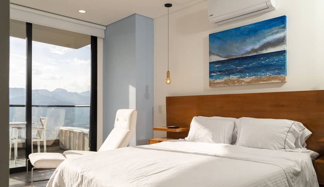 Apartamentos Class Suites by HOUSY HOST