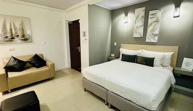 Di House Apart
