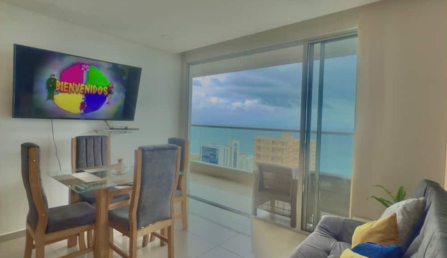 Beautiful ocean view, 5 minutes from the historic center and the AirPort.