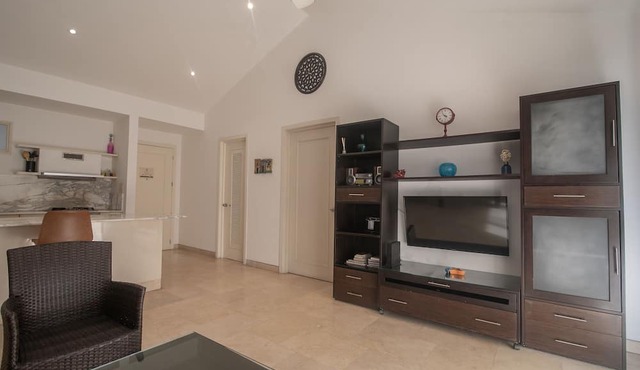 Charming 3 Bedroom in the Old City