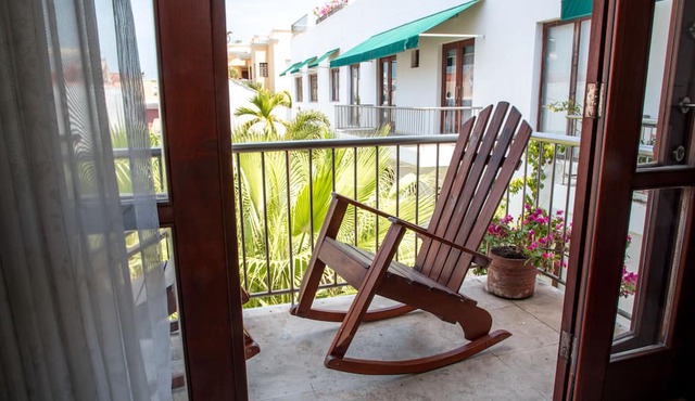 Old City Elegance with Magnificent Ocean Views and Sunsets from top roof. in Cartagena