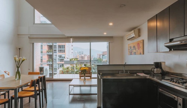 Travelers Orange Suites in Medellín