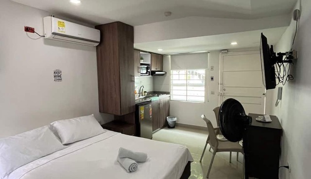 Smart Lychee Studio Apartment #1