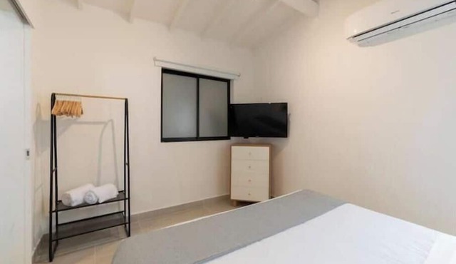 Cozy Renovated Apartment - A Hidden Gem in Poblado