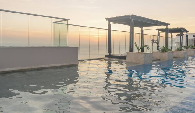 Santa Marta: Sunset View, Pools, and Private Beach in Pozos Colorados in Santa Marta