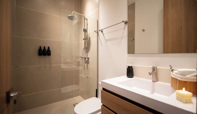 Luxury 3-Bedroom Penthouse Crystal Lagoon & White-Sand Beach in Cartagena de indias