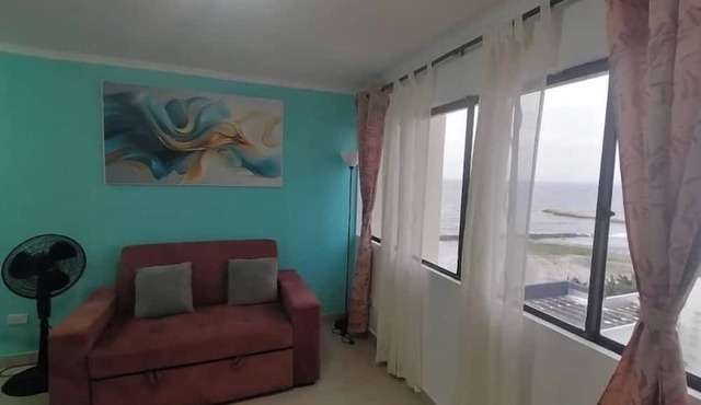 LINDA VISTA, Oceanfront, 1 block from Ciudad Amurallada in Cartagena de Indias
