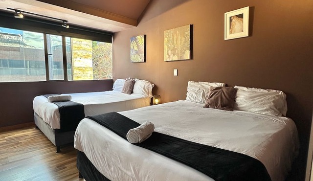 Fantastic 3-bedroom apartment at 93 park