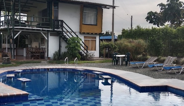cabañas hotel villa lucia in Calarcá
