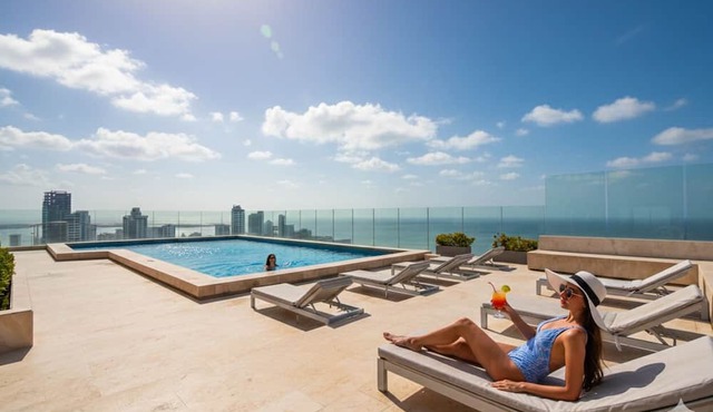 Luxury 3 Bedroom Oceanfront Oasis Retreat! A+ Bocagrande Location
