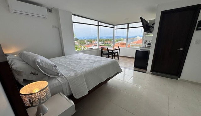 Cozy studio in charming Villanueva with WiFi, AC