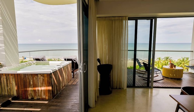 Casa O La Playa- Luxury Oceanfront Penthouse
