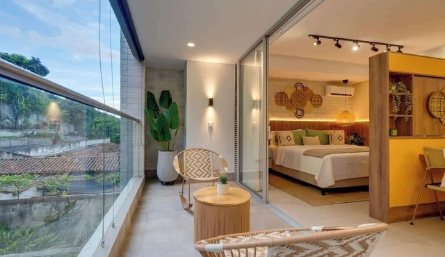 H502 Stunning 1BR Pool, Parking 24/7 Guards