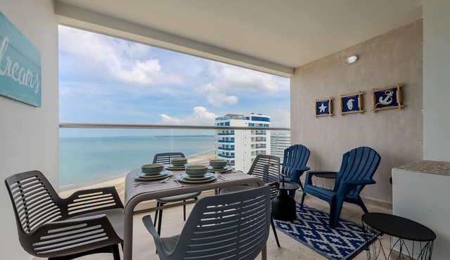 Condominio exclusivo nuevo frente al mar