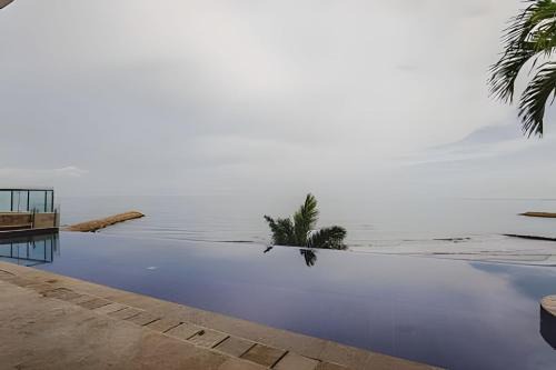 Sunset Oceanfront+ Gym Jacuzzi