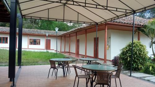 Uzaque Soatá - Hotel Campestre in Soatá