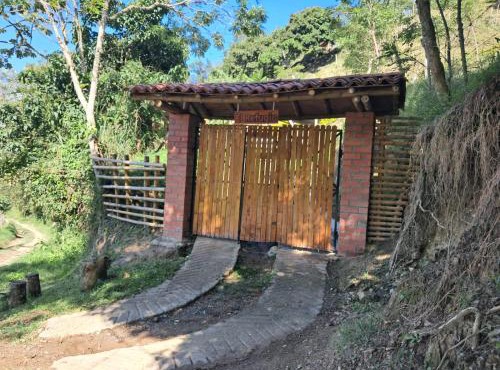 Cabaña El Refugio Naturaleza y Tranquilidad in La Merced