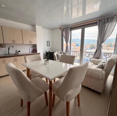 Apartamento Iluminado con excelente vista y Desayuno in Pitalito